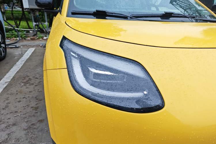 Used AION UT 2025 420 Prestige Edition Right Front Headlight
