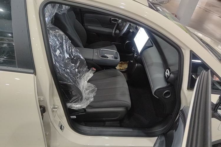 Used AION UT 2025 330 Starlight Edition Right Front Seat