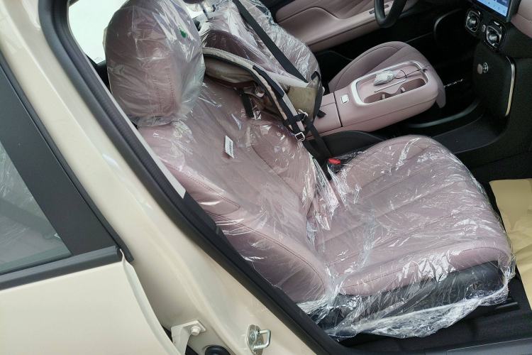 Used AION UT 2025 330 Star Edition Right Front Seat