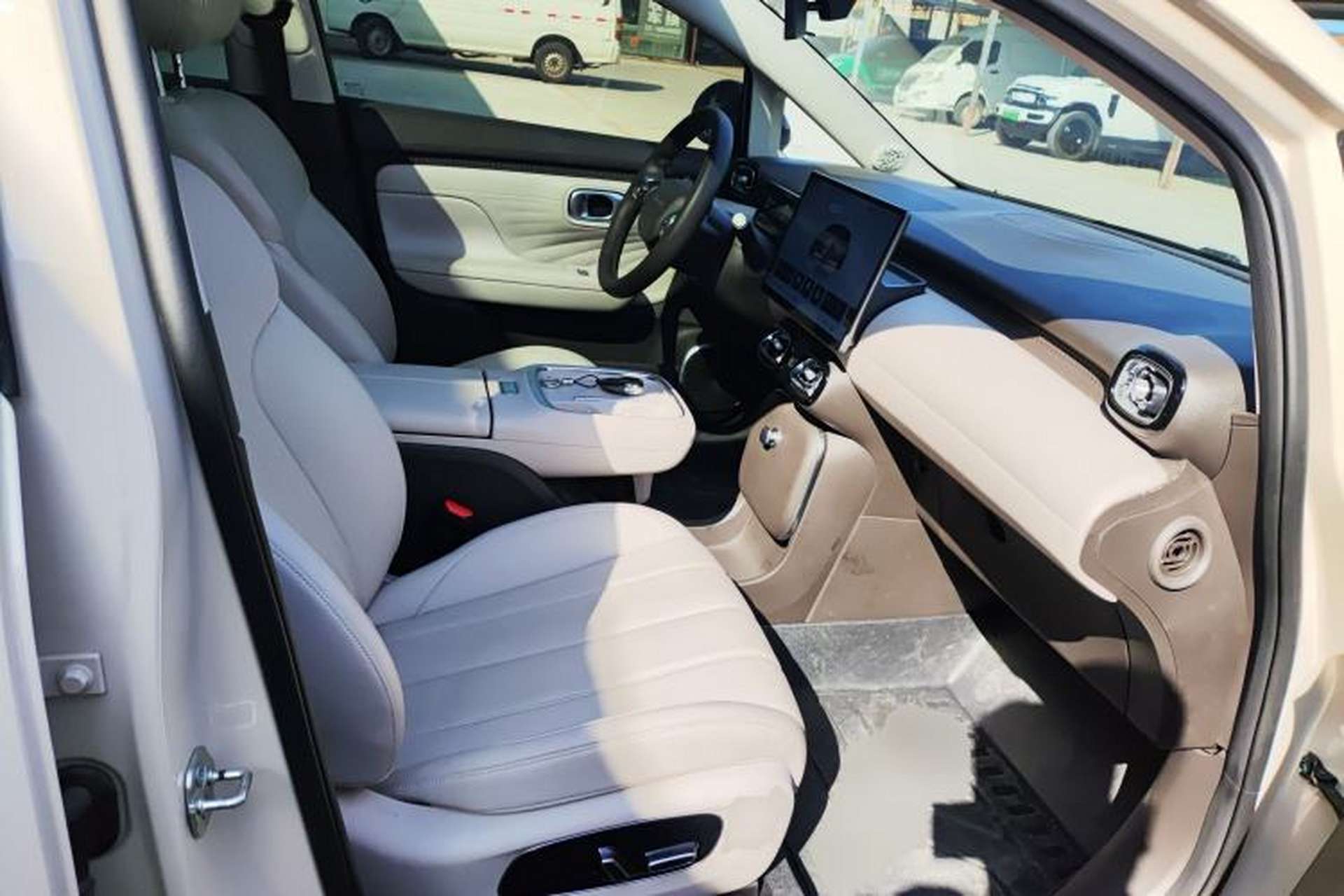 Used AION UT 2025 420 Prestige Edition Right Front Seat