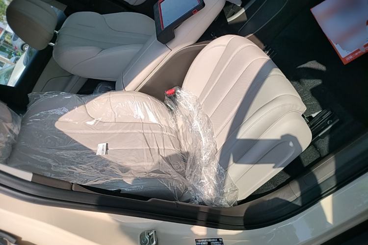 Used AION UT 2025 420 Intelligent Luxury Edition Right Front Seat