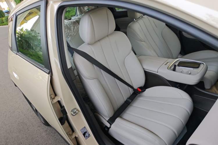 Used AION UT 2025 420 Intelligent Luxury Edition Right Front Seat