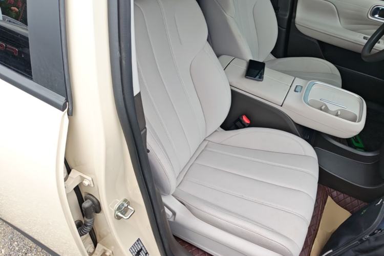 Used AION UT 2025 330 Star Edition Right Front Seat