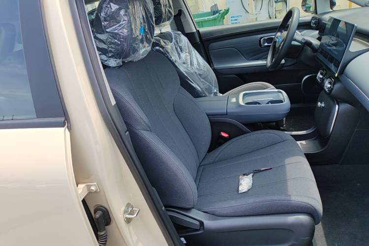 Used AION UT 2025 330 Starlight Edition Right Front Seat