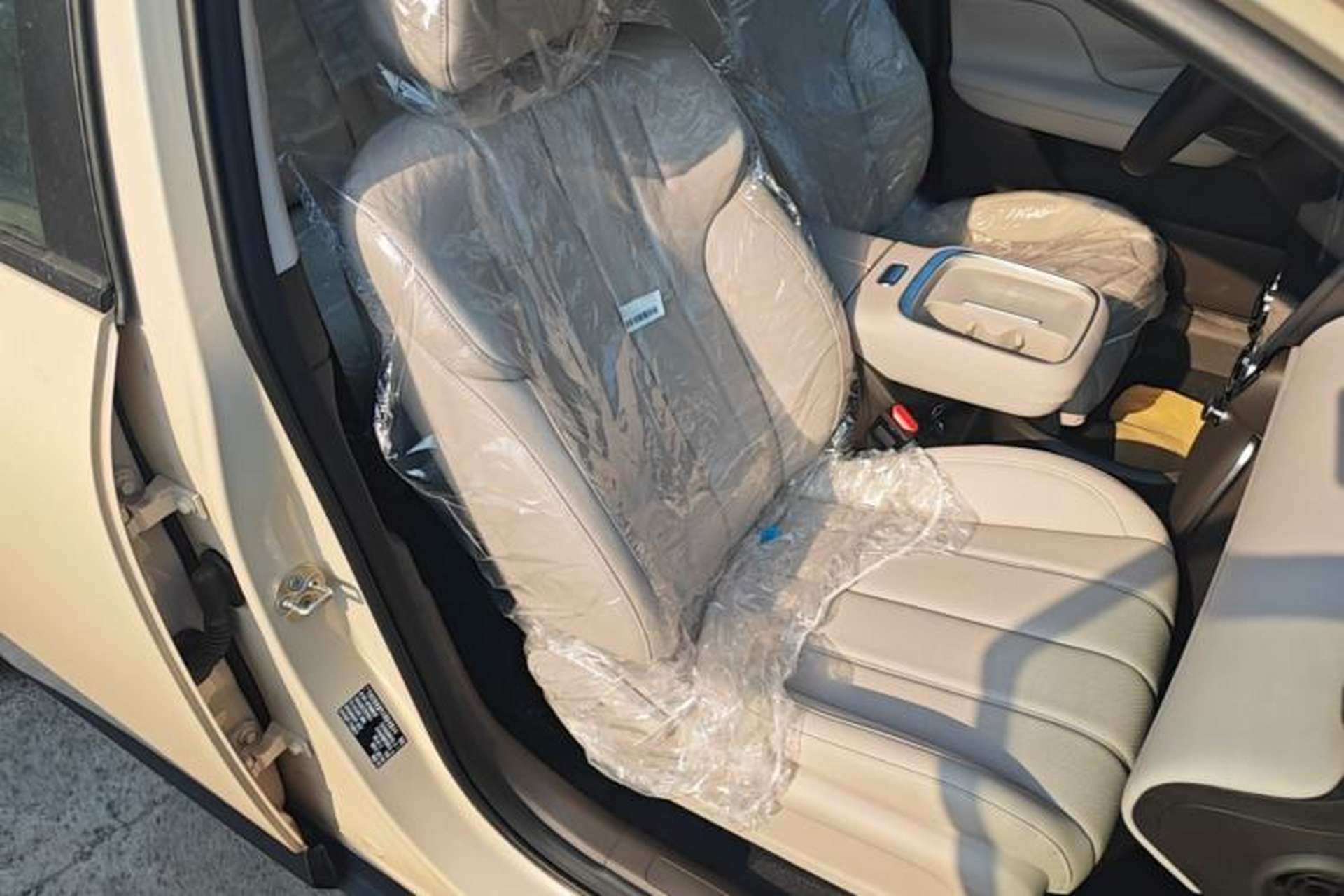 Used AION UT 2025 420 Intelligent Luxury Edition Right Front Seat