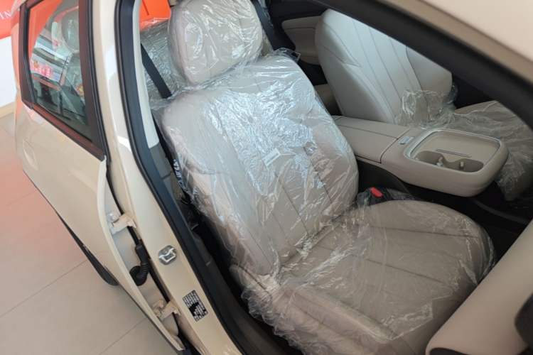 Used AION UT 2025 420 Intelligent Luxury Edition Right Front Seat
