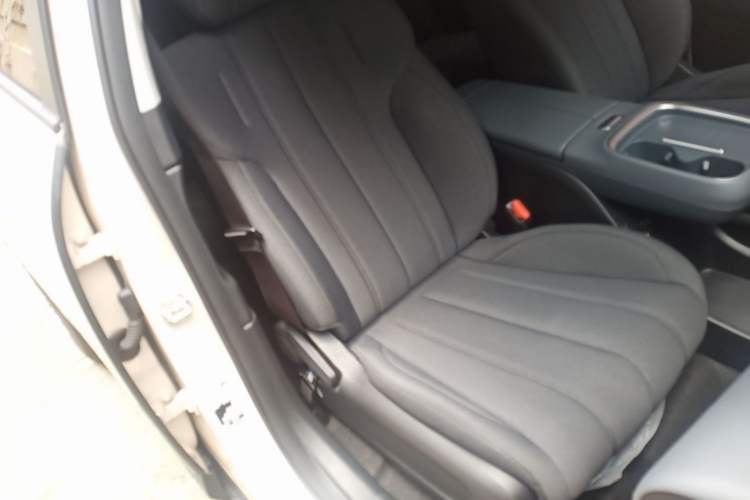 Used AION UT 2025 330 Starlight Edition Right Front Seat