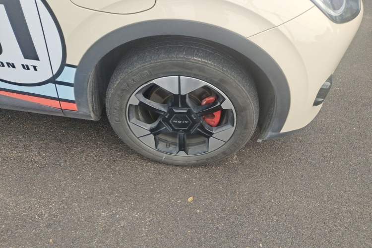 Used AION UT 2025 420 Prestige Edition Right Front Wheel Hub