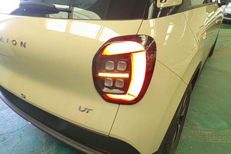 Used AION UT 2025 420 Intelligent Luxury Edition Right Rear Taillight