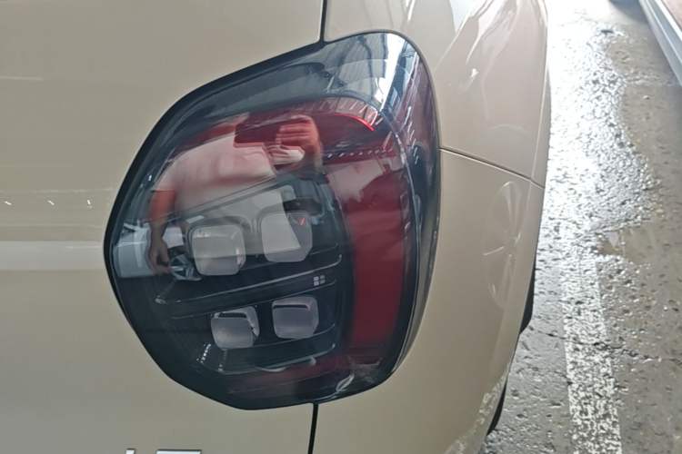 Used AION UT 2025 420 Prestige Edition Right Rear Taillight