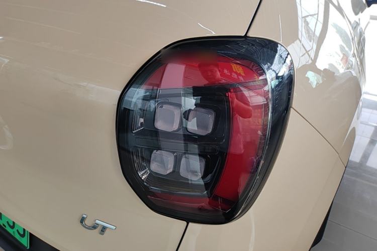 Used AION UT 2025 330 Starlight Edition Right Rear Taillight