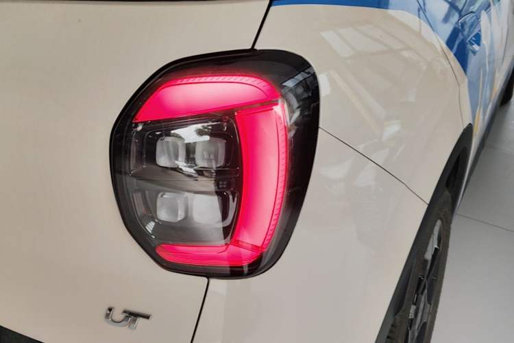 Used AION UT 2025 420 Prestige Edition Right Rear Taillight