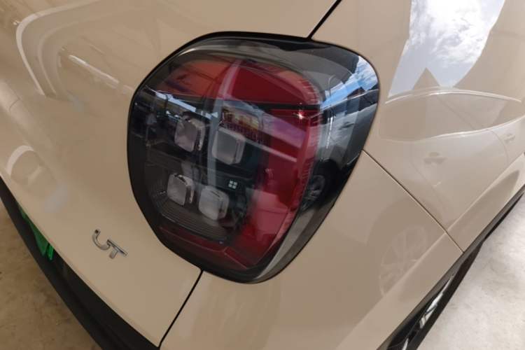 Used AION UT 2025 420 Intelligent Luxury Edition Right Rear Taillight