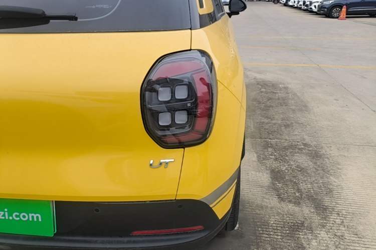 Used AION UT 2025 420 Prestige Edition Right Rear Taillight