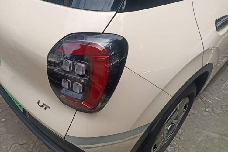 Used AION UT 2025 330 Starlight Edition Right Rear Taillight