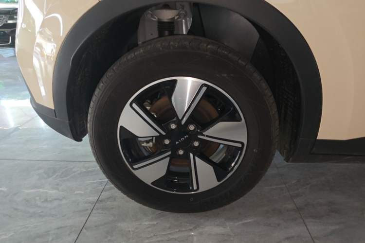 Used AION UT 2025 420 Intelligent Luxury Edition Right Rear Wheel Hub