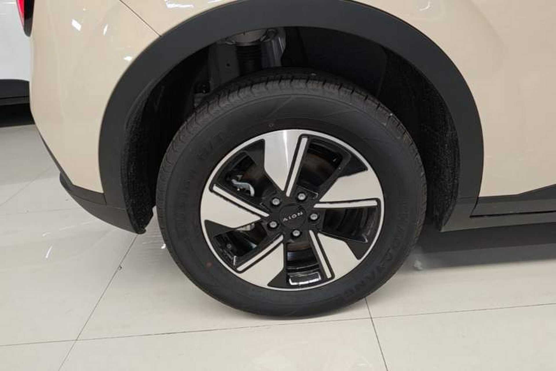 Used AION UT 2025 420 Intelligent Luxury Edition Right Rear Wheel Hub