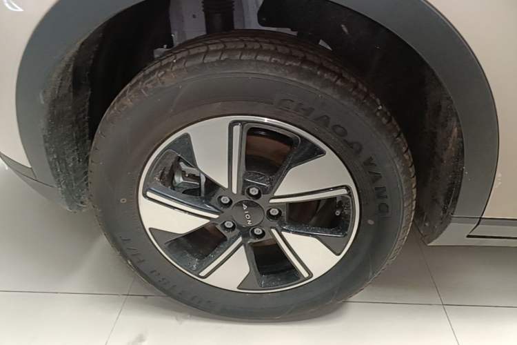 Used AION UT 2025 420 Intelligent Luxury Edition Right Rear Wheel Hub