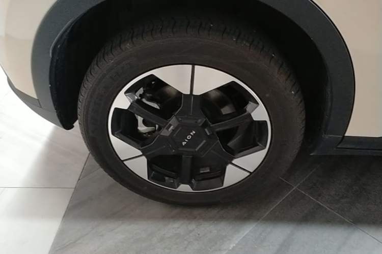 Used AION UT 2025 420 Intelligent Luxury Edition Right Rear Wheel Hub