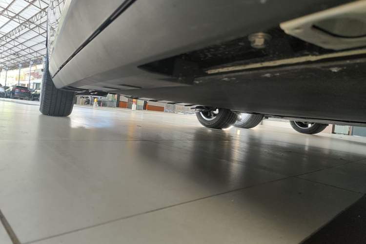Used AION UT 2025 420 Prestige Edition Right Side Sill