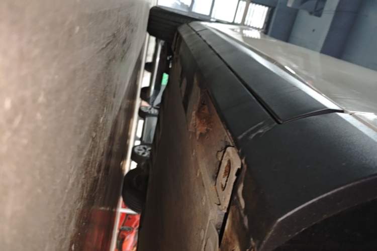 Used AION UT 2025 330 Starlight Edition Right Side Sill