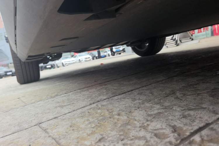 Used AION UT 2025 420 Prestige Edition Right Side Sill