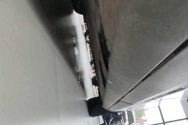 Used AION UT 2025 420 Prestige Edition Right Side Sill