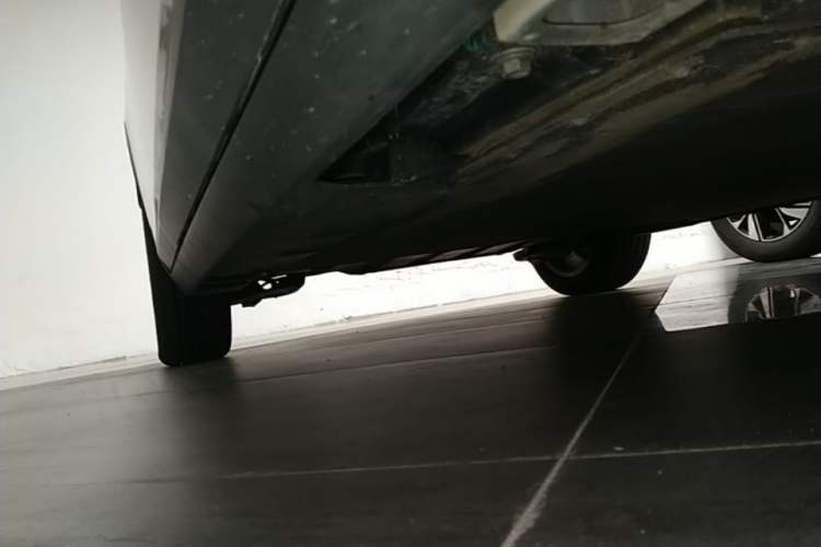 Used AION UT 2025 420 Intelligent Luxury Edition Right Side Sill