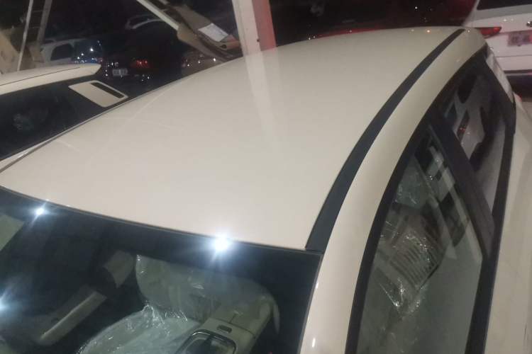 Used AION UT 2025 330 Starlight Edition Roof