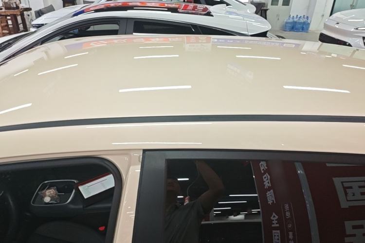 Used AION UT 2025 330 Starlight Edition Roof