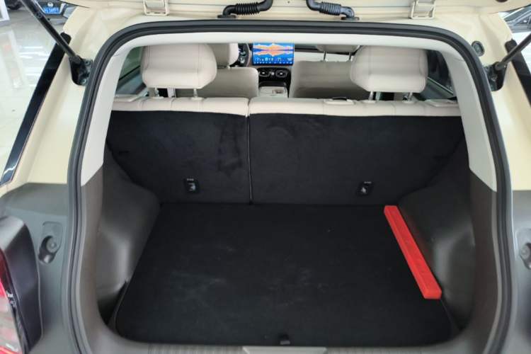 Used AION UT 2025 420 Intelligent Luxury Edition Trunk