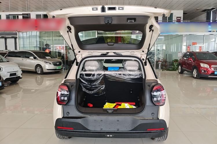 Used AION UT 2025 420 Intelligent Luxury Edition Trunk