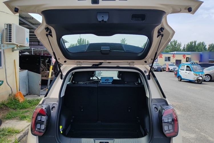 Used AION UT 2025 330 Starlight Edition Trunk
