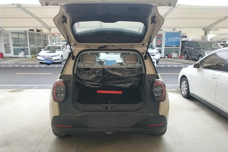 Used AION UT 2025 330 Starlight Edition Trunk