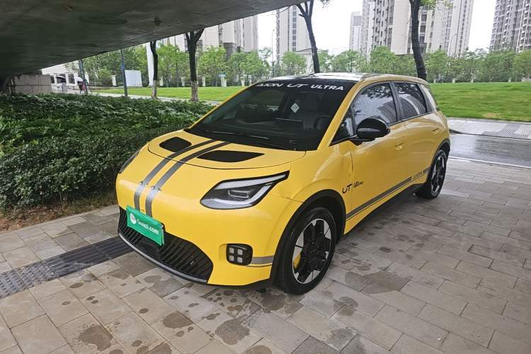 Used AION UT 2025 420 Prestige Edition Guazi used car, China used car export, Used car for sale, Used AION cars, Cheapest cars for sale, Electric vehicle, New energy car