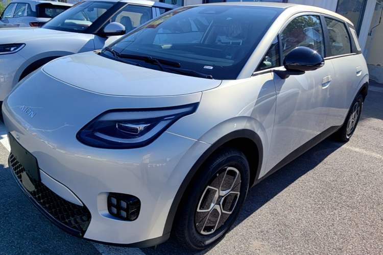 Ojetý AION UT 2026 Model 320 Starlight Edition Guazi used car, China used car export, Used car for sale, Used  cars, Cheapest cars for sale