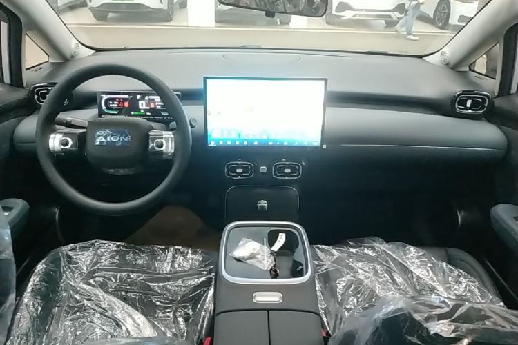 Used AION UT 2026 Model 320 Starlight Edition Center Console