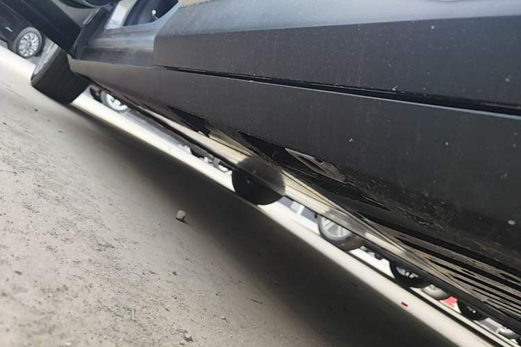 Used AION UT 2026 420 Ultra-Charge Edition Left Side Sill