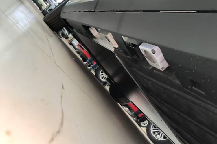 Used AION UT 2026 Model 320 Starlight Edition Left Side Sill