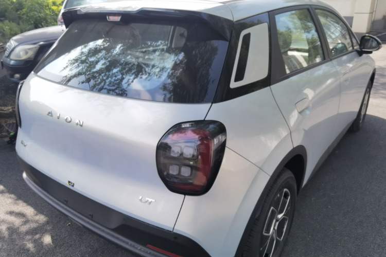 Used AION UT 2026 Model 320 Starlight Edition Rear Right 45 Deg