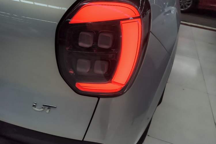Used AION UT 2026 Model 320 Starlight Edition Right Rear Taillight