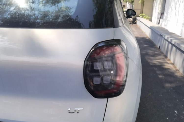 Used AION UT 2026 Model 320 Starlight Edition Right Rear Taillight