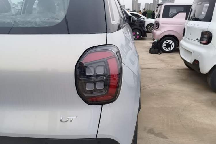Used AION UT 2026 Model 320 Starlight Edition Right Rear Taillight
