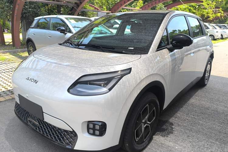Ojetý AION UT 2026 Model 320 Starlight Edition Guazi used car, China used car export, Used car for sale, Used  cars, Cheapest cars for sale
