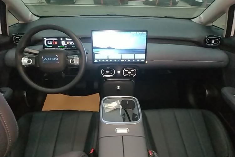Used AION UT 2026 Model 320 Starlight Edition Center Console