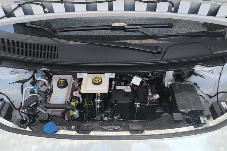 Used AION UT 2026 Model 320 Starlight Edition Engine Bay