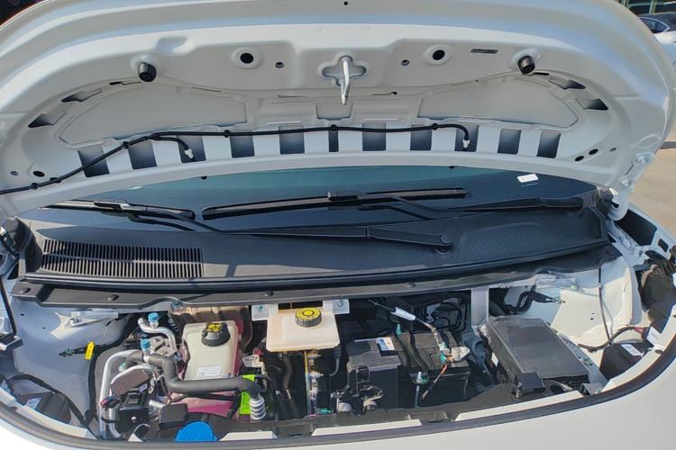 Used AION UT 2026 Model 320 Starlight Edition Engine Bay