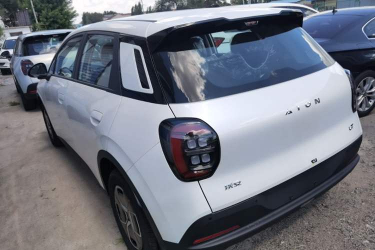 Used AION UT 2026 Model 320 Starlight Edition Exterior 2