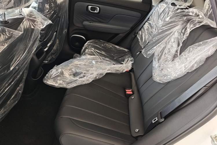 Used AION UT 2026 Model 320 Starlight Edition Left Rear Seat