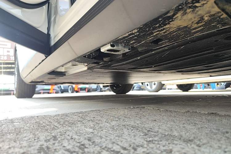 Used AION UT 2026 Model 320 Starlight Edition Left Side Sill
